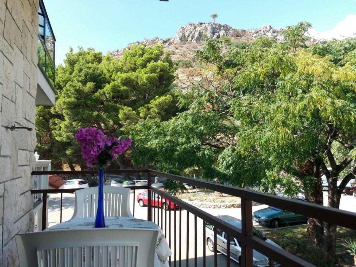Apartmani Ivona Podgora Exterior photo